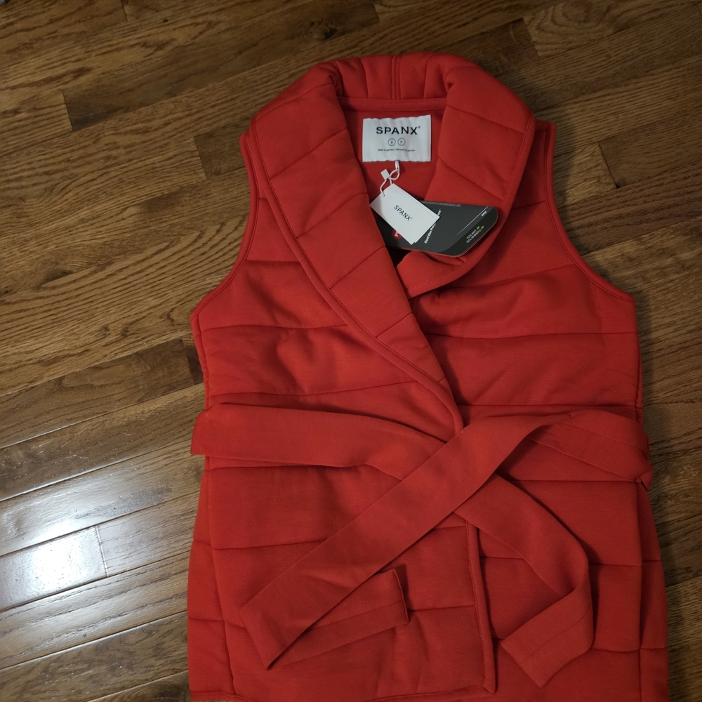 SPANX AirEssentials Red Quilted Wrap Belted Vest - Small